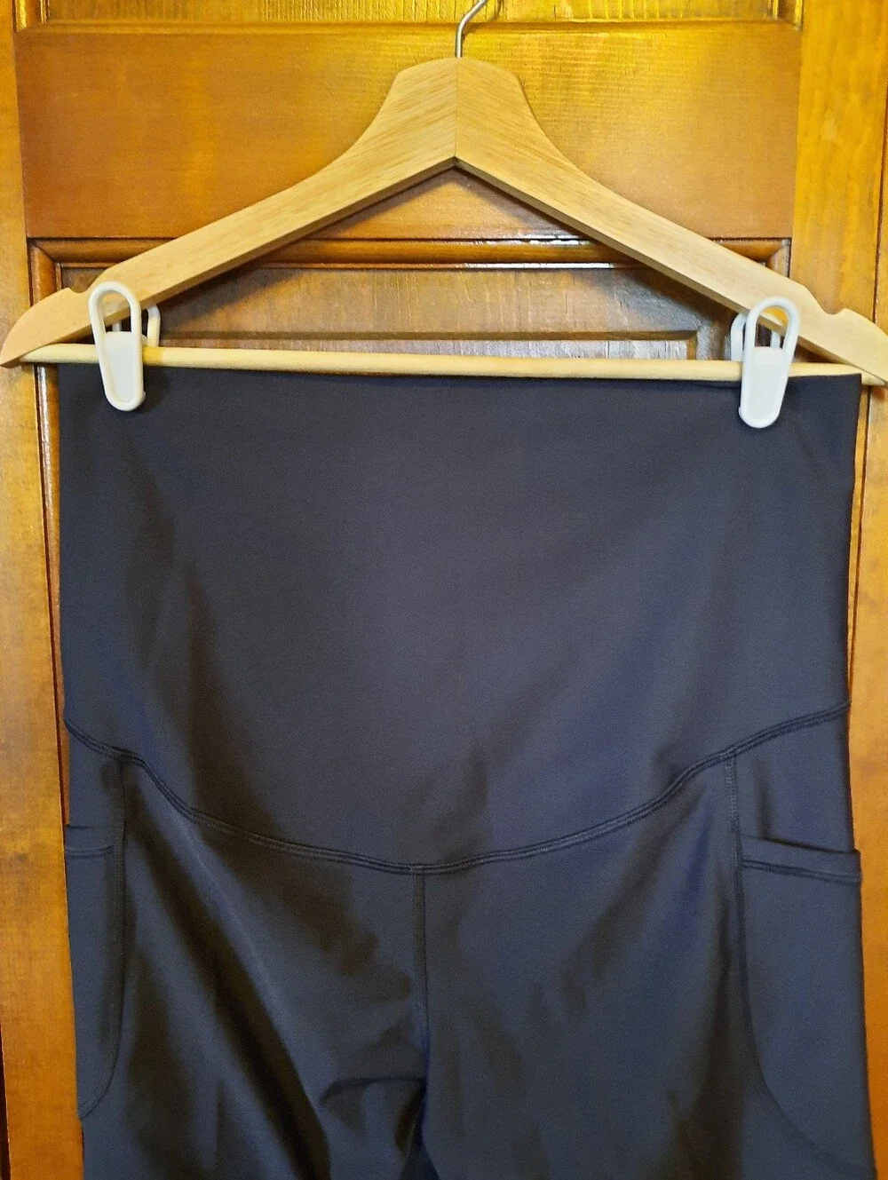 Old Navy Maternity Powersoft Extra High-Rise Active Black Leggings Size Large
